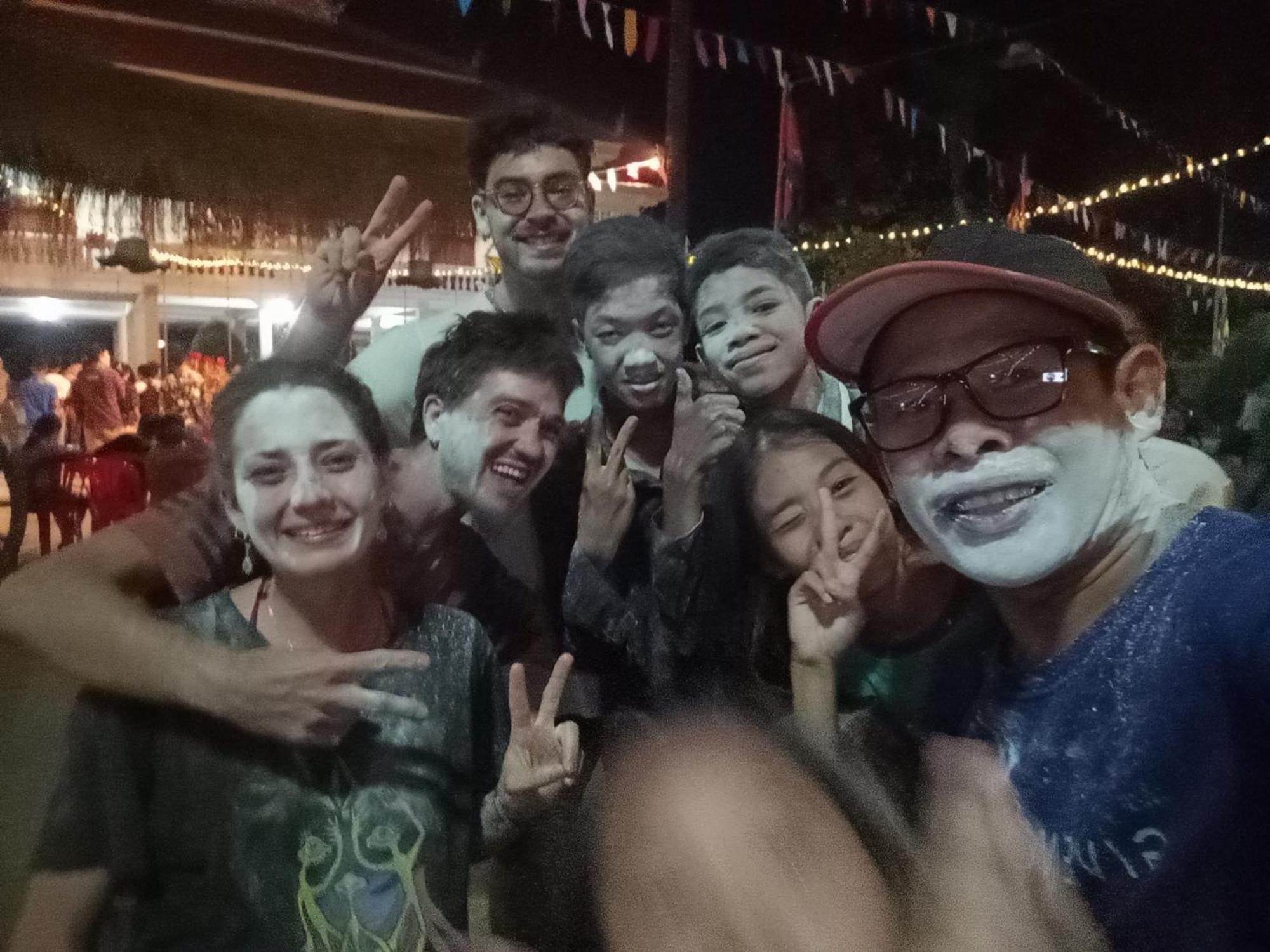 Krong Kracheh Tonle Mekong Homestay מראה חיצוני תמונה