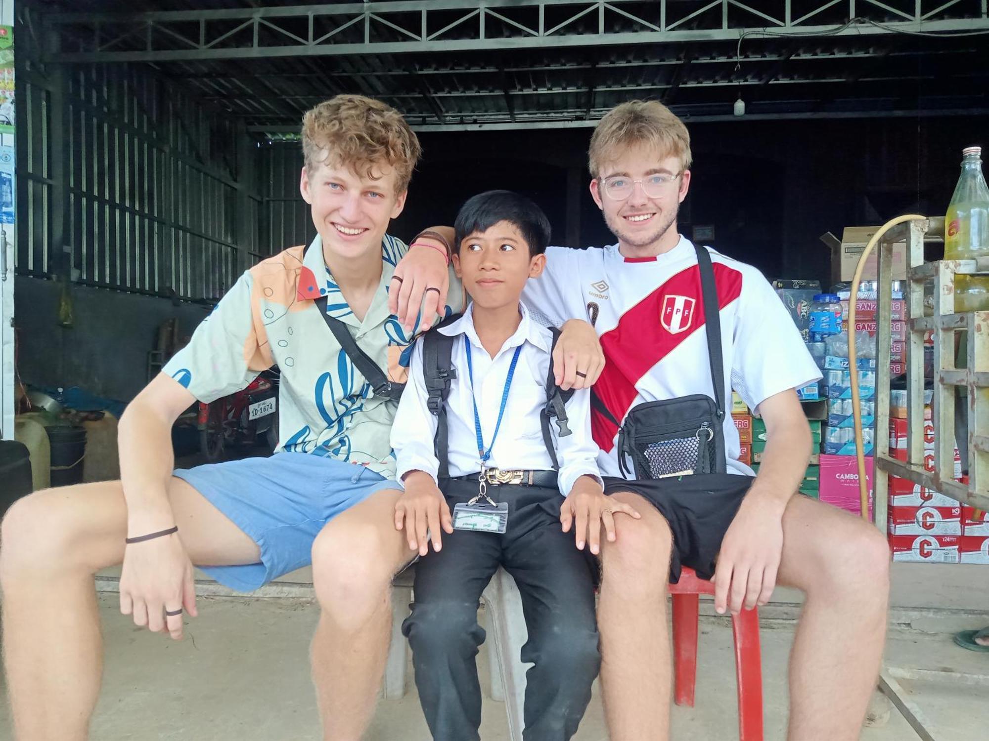 Krong Kracheh Tonle Mekong Homestay מראה חיצוני תמונה